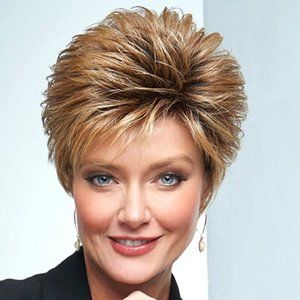 RAQUEL WELCH CANDID CAPTURE in SS8/29SS Soft Shaded Hazelnut (ROOTED SHADE)